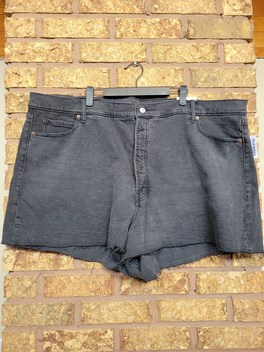 Old Navy Sky-Hi A-Line Black Cutoff Raw Hem Jean Shorts Size 28 Plus